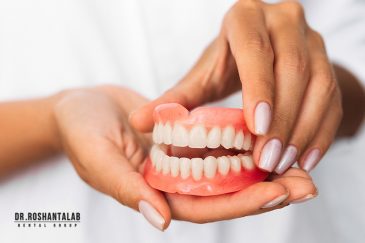 آیا دندان مصنوعی بهترین درمان بی‌دندانی است؟