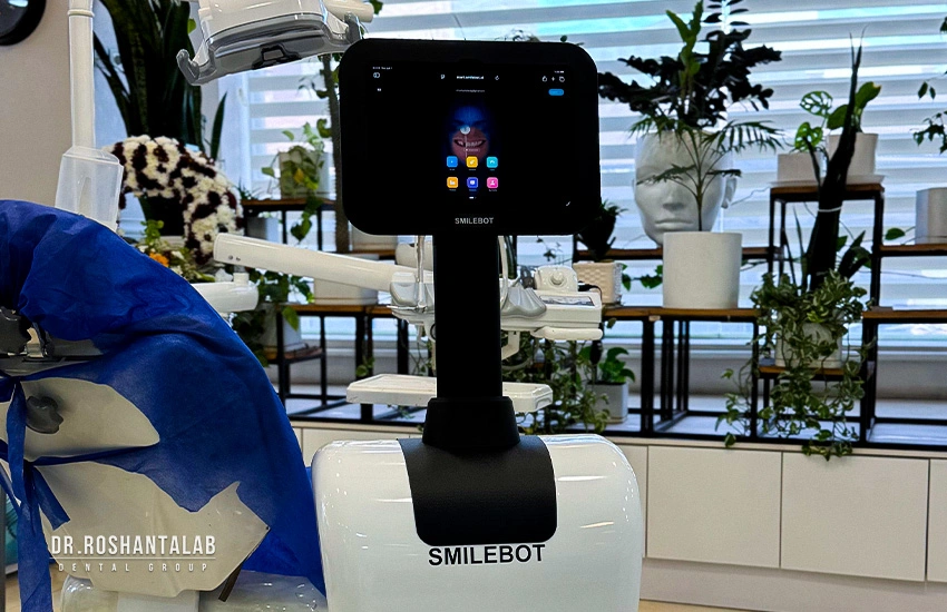 طراحی پروتز ایمپلنت با ربات smile bot
